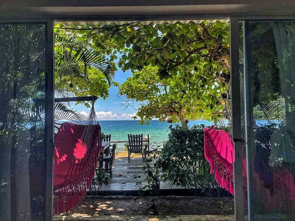 Hostal Hilltop Zapzurro Buitenkant foto