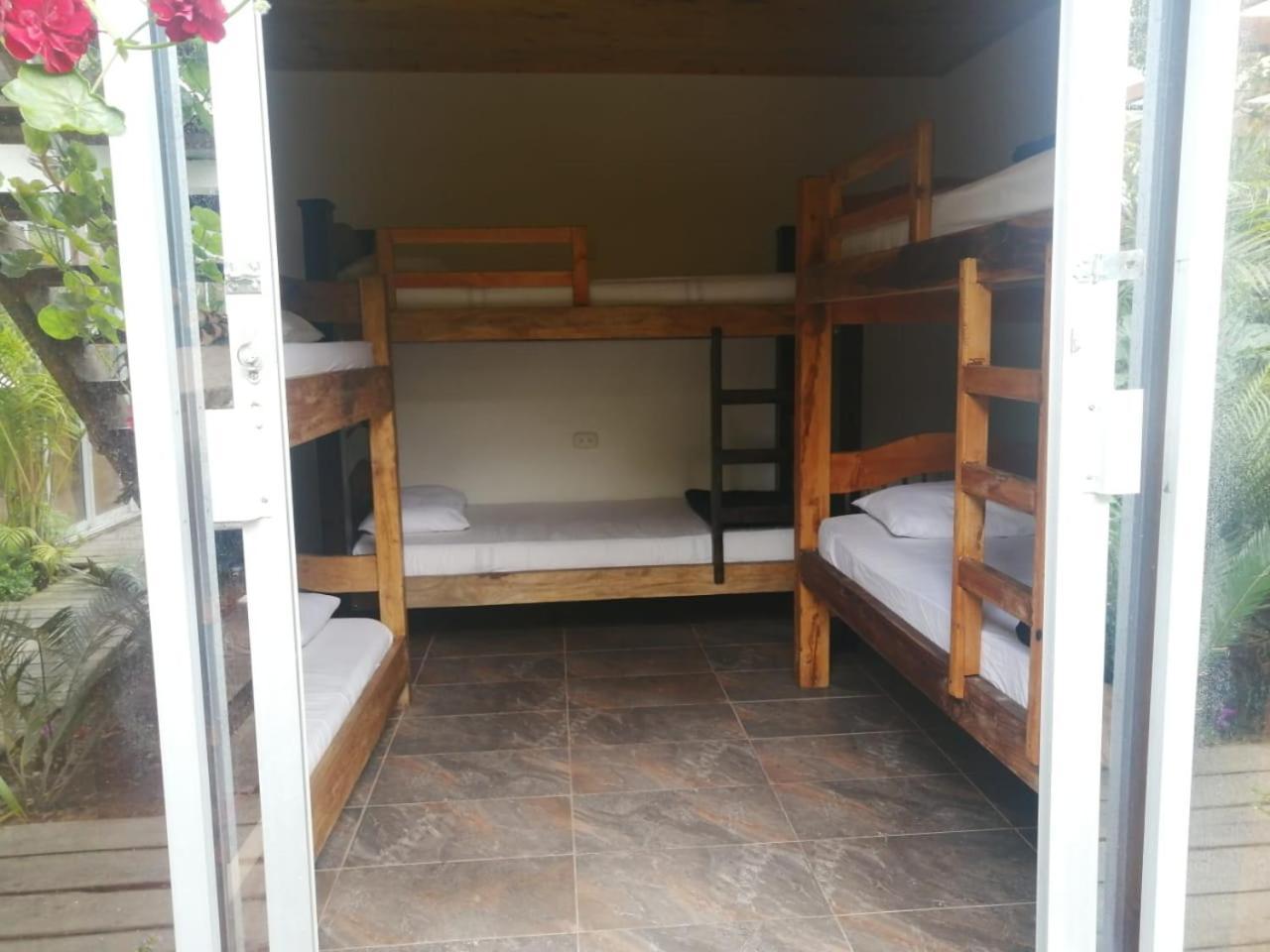 Hostal Hilltop Zapzurro Buitenkant foto